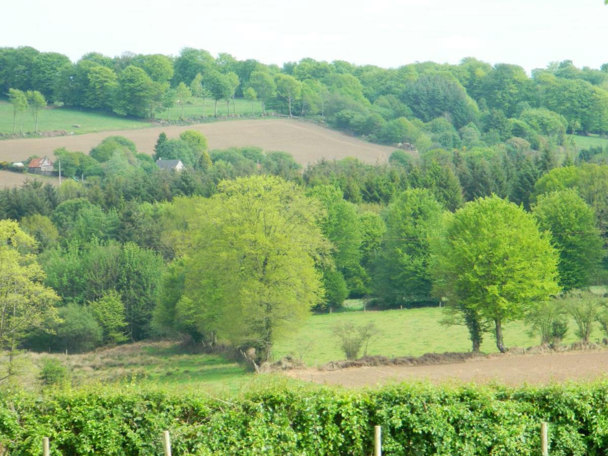 B&B La Seliniere Champ-du-Boult Exteriör bild