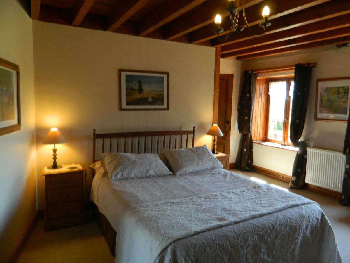 B&B La Seliniere Champ-du-Boult Exteriör bild