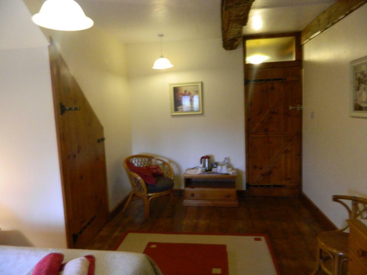 B&B La Seliniere Champ-du-Boult Exteriör bild