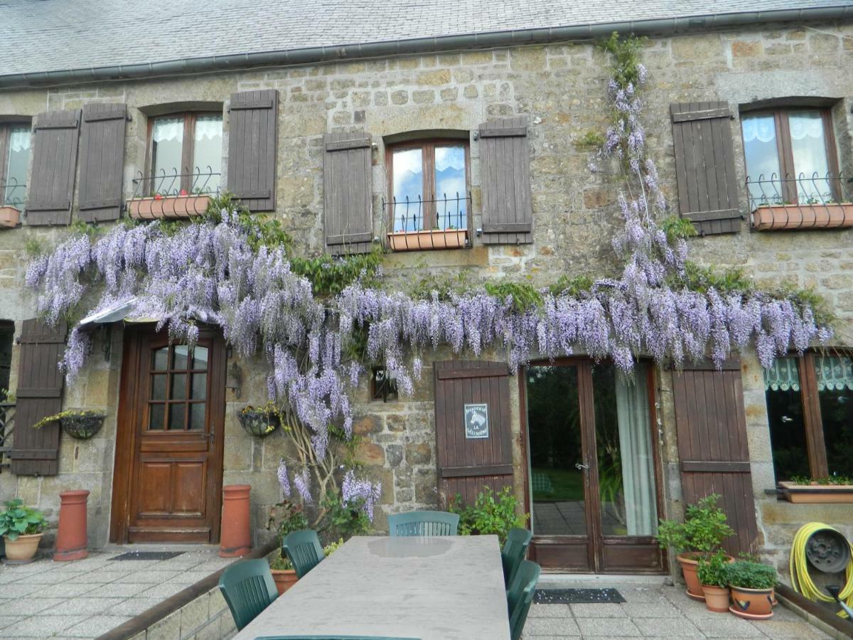 B&B La Seliniere Champ-du-Boult Exteriör bild